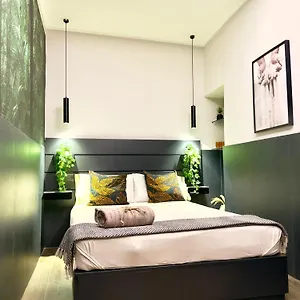 Falco Luxury Naples